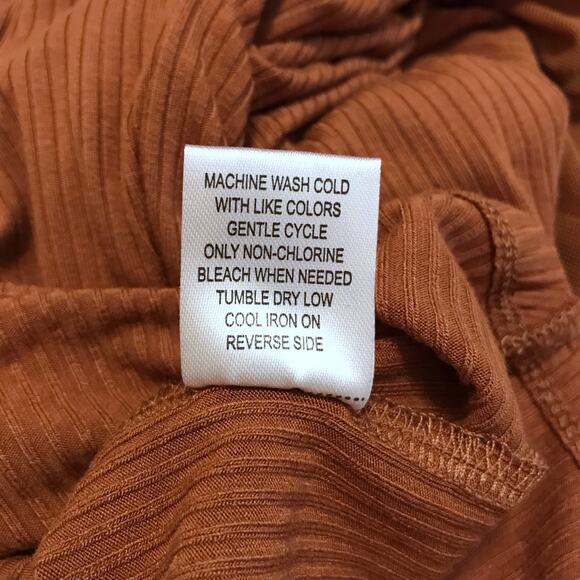 Crave Fame NWT Brown Mesh Short Sleeves Blouse Juniors M - Picture 10 of 10